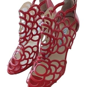 Oscar de la Renta Gladia Scalloped Red Leather Stiletto Sandals US 8